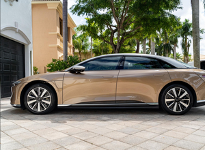 MEILLEURE VENTE  LHD/RHD 2022 LUCID AIR DREAM EDITION PERFORMANCE - Product Image 5