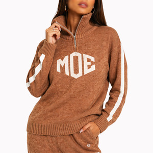 Ensemble sweat-shirt et pantalon de jogging à col zippé en tricot pour femmes, texture douce, vêtements de détente coordonnés pour la vente en gros OEM - Product Image 3