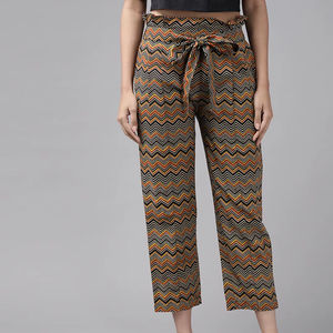 กางเกงขายาวผ้าฝ้ายพิมพ์ลายซิกแซกหลากสีสำหรับผู้หญิง เนื้อผ้านุ่ม ระบายอากาศได้ดี ทรงปกติ เหมาะสำหรับใส่ลำลอง ทำงาน เดินทาง หรือใส่ในชีวิตประจำวัน - Product Image 1