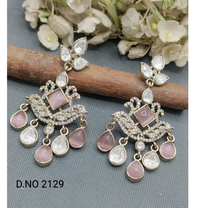 Pendientes Mehandi de estilo Festival para mujer con artesanía detallada para funciones tradicionales de la India - Product Image 4