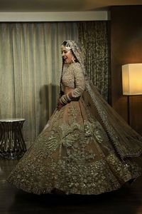 BEAUTIFUL-HEAVY BRIDAL GOLDEN <b>BLOUSE</b>,LEHENGA & DUPATTA DRESS WITH EMBELLISHED CRYSTAL GLASS BEADS,DABKA WORK for WEDDING=2025 - Product Image 2