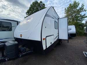 Coleman Light 1805RB d'occasion de 2021 prêt à la vente - Product Image 2