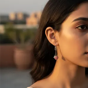 ต่างหูเงินแท้ 925 ประดับโรโดโครไซต์ ดีไซน์ทันสมัยสำหรับผู้หญิง - Product Image 2