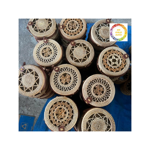 Elegante bolsa de ratán que funciona como un elemento de decoración elegante para su hogar con textura y vibraciones terrenales - Product Image 4