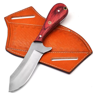 Cuchillo de Corte de Estilo Vaquero Occidental PRESTIGE BLADES, Hoja Fija de Acero de Damasco, Funda de Cuero, Uso en Cocina - Product Image 1