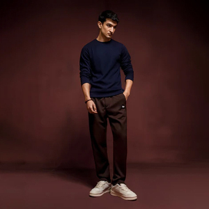 Sudadera de peso pesado para hombre con logotipo personalizado 500gsm Cuello redondo Hombro caído Color sólido para el invierno-Suministro ODM - Product Image 3