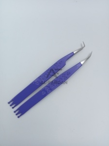 Pince à épiler en acier inoxydable à pointe coudée à 90 degrés avec motif couronne, couleur violette, poignée en forme de cœur, pour extensions de cils volume - Product Image 4