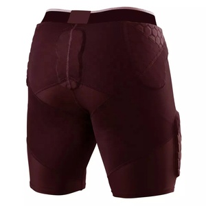 Vêtements de sport de football américain personnalisés pour hommes dernière conception de pantalons intégrés avec coussinets pantalons de football en gros - Product Image 3
