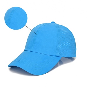 Gorra de béisbol deportiva de secado rápido UV, gorra de rizo ajustada de malla suave para rendimiento, ciclismo, playa, estilo Hip Hop con accesorio de cola de caballo - Product Image 4