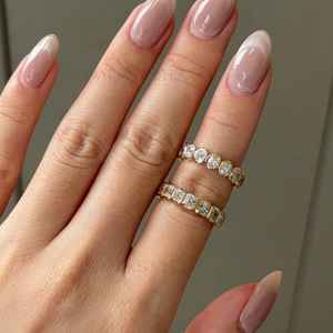 Anillo de Bodas de Oro Sólido de 14K con Diseño Personalizado, Anillos de Alta Calidad con Corte Ovalado, Engaste de Moissanita Eternity, Certificado GIA de Laboratorio - Product Image 4