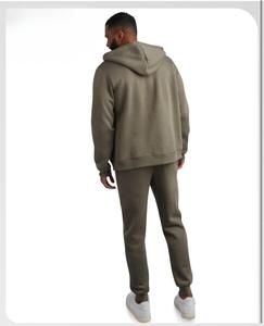 Survêtements à capuche en polyester/coton de la meilleure qualité pour hommes, motif doublé brodé, impression bouffante, style de rue pour la saison d'automne - Product Image 3