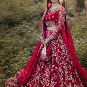 ชุดเจ้าสาว KOTI & LEHENGA NEWLY---HEAVY,ประดับด้วยลูกปัดแก้วคริสตัลหินและดาบาสำหรับงานแต่งงาน @ 2022 - Product Image 1