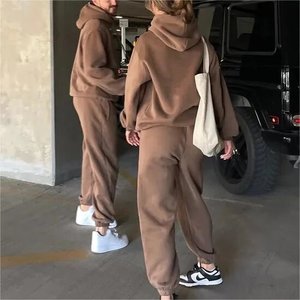 Sial Apparel Unisex Maßgeschneidertes Atmungsaktives Einfarbiges Kapuzenpullover-Jogginghosen-Set Hochwertige Polyester-Fleece-Trainingsanzüge für Männer und Frauen - Product Image 4