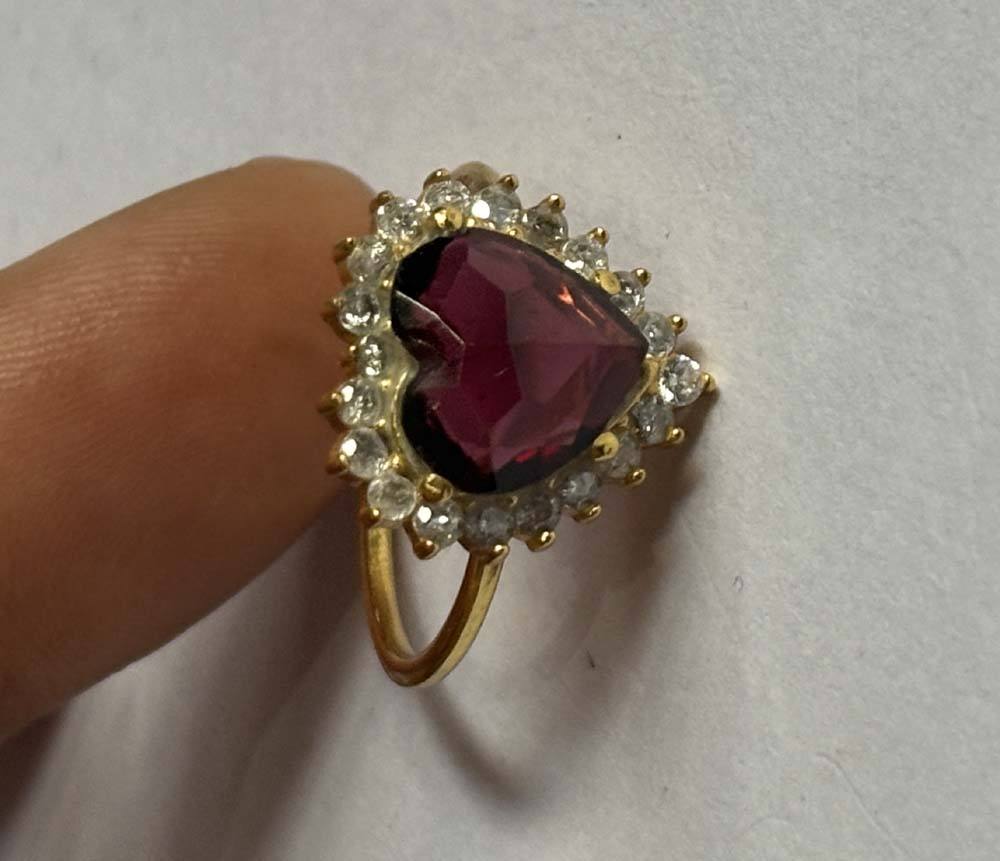 เช่นเดียวกับภาพ