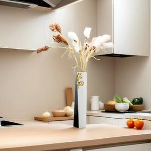 Elegante jarrón largo de metal plateado con intrincado diseño floral dorado para centro de mesa de decoración del hogar de lujo y exhibición de eventos - Product Image 4