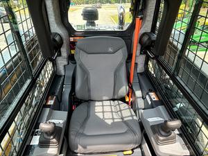 Chargeurs sur chenilles compacts Johnn Deeree 2024 P 335 d'occasion à vendre - Product Image 3