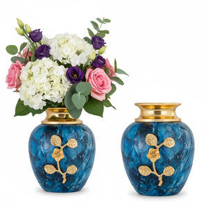 Florero Moderno de Metal Plateado Martillado con Tapa de Nenúfar Dorado para Decoración del Hogar y Centros de Mesa para Bodas al Mejor Precio - Product Image 6