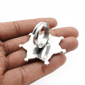 Bague de luxe en forme de fleur au design unique en argent sterling oxydé 925, pierre précieuse turquoise naturelle, bijoux bohèmes faits à la main en Inde - Product Image 4