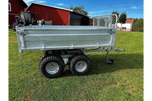 Galvanized Steel Farm <b>Trailer</b> with Diamond Mesh Sides and Dual Axle for <b>Tractor</b> Towing - Product Image 3