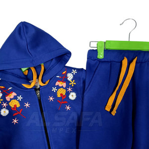 Servicio OEM, Último Diseño en Conjuntos Deportivos con Bordado Chenille, Conjuntos Deportivos con Bordado Chenille en Oferta - Product Image 2