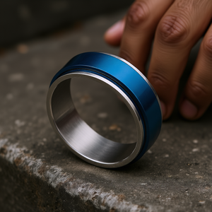 Bague pour homme en acier inoxydable bleu de 8 mm, plaquée or, style vintage hip-hop, taille 10 - Product Image 3