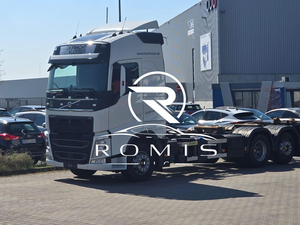 Camion Trattore Usato Volvo FH 500 Bianco 6x4 AMT 2020, Diesel Euro 6 per Trasporto Logistico, 251-350 CV, Capacità di Carico 21-30 Tonnellate - Product Image 6