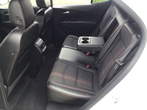 2023 chevr-olet EQ-U-I-NOx ใช้1RS FWD สะอาด