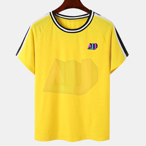 T-shirt décontracté pour homme en coton 100% fabriqué au Pakistan, matière douce, écologique et à séchage rapide, coupe décontractée pour un style simple - Product Image 1