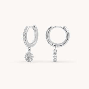 Pendientes Creoles Lily de Oro de 14k con Diamantes Cultivados en Laboratorio - Product Image 1