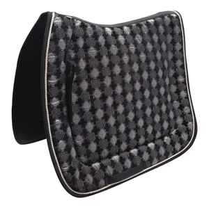 Tapis de selle de cheval anglais noir de qualité supérieure de concepteur doux et confortable polyester/coton tissu de forage polycoton équitation - Product Image 1