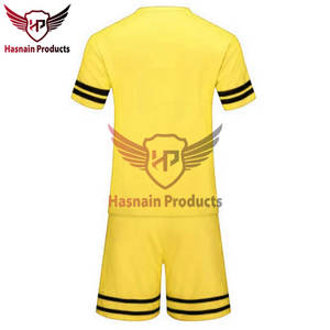 Uniforme de fútbol personalizado de alta calidad OEM para hombre, ropa deportiva, diseño de sublimación para entrenar, el mejor conjunto de fútbol - Product Image 3