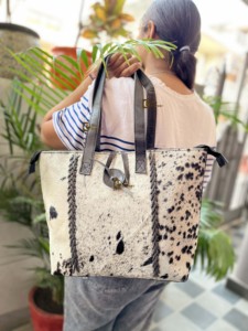Hot Sale Designer Bags for Women's Multi Use Cowhide Fur Leather <b>Tote</b> Bag Stylish Purse New Arrival Hair on Hide Fur - Product Image 6