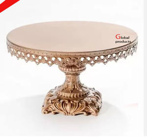 Exhibidor de Pasteles de 3 Niveles de Acero Inoxidable con Acabado Dorado de Estilo Clásico para Hoteles, Restaurantes y Bares - Product Image 5