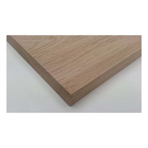Planches de bois rabotées solides disponibles pour les applications de construction et d'artisanat de grand volume - Product Image 1