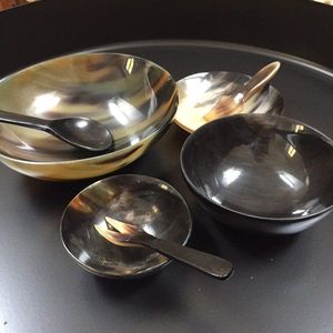 CUENCO DE CUERNO DE BÚFALO NATURAL DE CALIDAD REAL Disponible en todos los tamaños Cuerno indio Artesanía Cuenco de cuerno decorativo para el hogar y la decoración - Product Image 1