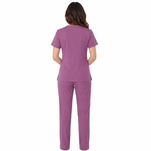 Conjunto de Uniforme Médico para Mujer |   Uniformes Médicos Premium con Cuello en V |   Ropa de Enfermería Cómoda - Product Image 5