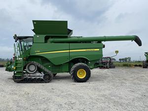 Combine <b>Harvester</b> for Crop Harvesting - Product Image 2