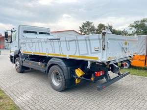 2016 M-ERCEDEZ BENZ 1942 - Product Image 5