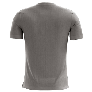 Camiseta de Fútbol Geométrica Sublimada Gris para Hombre, Cuello Redondo, Manga Corta, Ajuste Atlético, Absorbe la Humedad - Product Image 5
