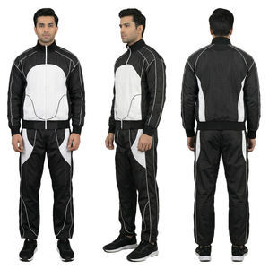 Ensemble de survêtement homme noir et blanc avec empiècements contrastants, veste zippée à col montant et pantalon de jogging, tenue de sport active - Product Image 4