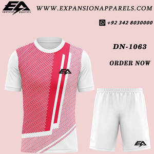Conjunto de uniforme de fútbol de alta calidad personalizado unisex, camiseta de poliéster de sublimación rápida, pantalones cortos, camiseta de fútbol profesional con nombre en stock - Product Image 6