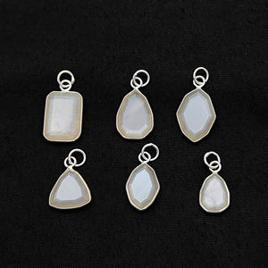 จี้พลอยคาลซิโดนีสีขาวเงิน925รูปทรงมาร์เกชแบบไม่สม่ำเสมอ - Product Image 5