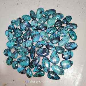 Venta al por mayor 100% Natural Crisocola Piedras preciosas Cabujón Mezcla Forma Preciosas Piedras preciosas sueltas - Product Image 2