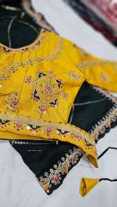 Sari de diseñador de estilo pesado de alta calidad de FULPARI, nueva tendencia, crape de buena calidad para ropa de fiesta étnica india para mujeres - Product Image 6