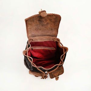 กระเป๋าเป้หนังวัวแท้ ขายดีรุ่นใหม่ สไตล์วินเทจ ผลิตด้วยมือ หนังแท้ ผลิตภัณฑ์หนังแท้ แฟชั่นสไตล์ตะวันตก สำหรับทุกเพศ ป้องกันการโจรกรรม - Product Image 4