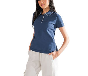 Vente de gros de polos de qualité supérieure avec logo personnalisé Vêtements de fitness confortables pour femmes Nouveau modèle de polo personnalisé OEM - Product Image 5