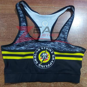 Conjunto de sujetador y leggings personalizados para mujer, Conjunto de sujetador de malla de compresión de 2 piezas, impresión por sublimación de logotipos personalizados hechos en Pakistán - Product Image 1