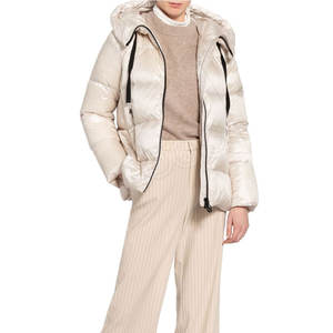 Veste bouffante d'extérieur en nylon personnalisée pour hommes Manteau d'hiver rembourré à bulles imperméable avec capuche Style de la rue - Product Image 2