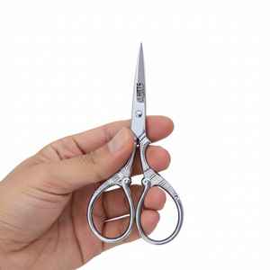 Tijeras Profesionales para Uñas para Diestros, Mango de Acero Inoxidable Duradero, Cortaúñas de Belleza, Recto, Portátil y Ecológico - Product Image 1