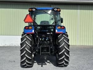 รถแทรคเตอร์ล้อหมุนในฟาร์ม T4.95ใหม่ของฮอลแลนด์110hp T1104ใหม่พร้อมห้องโดยสาร4x4wd เครื่องจักรกลการเกษตร - Product Image 4